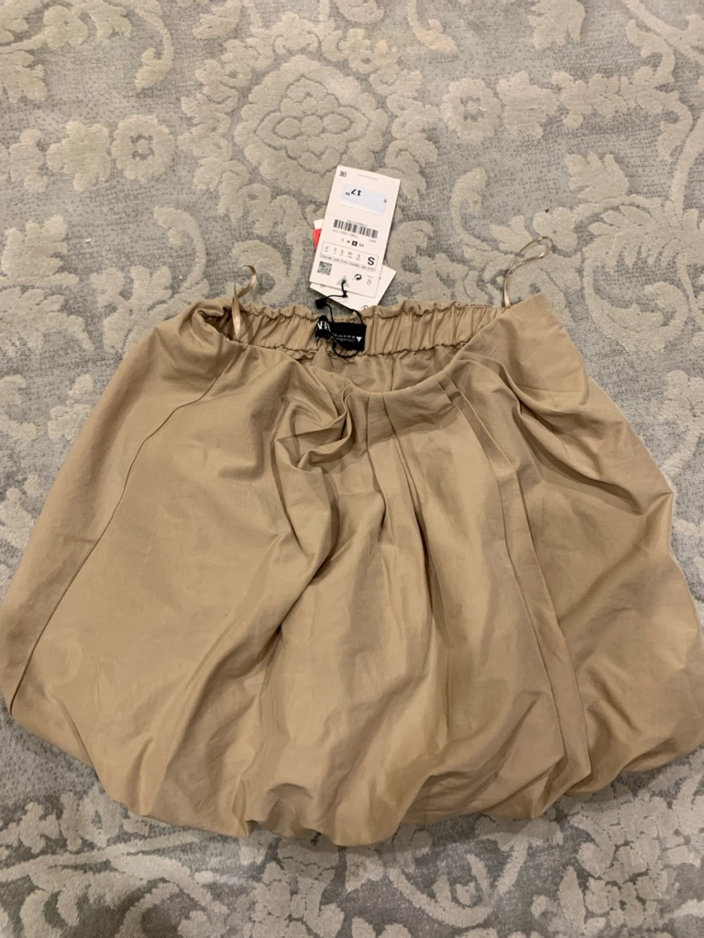 Beige Bubble Skirt - Zara NWT